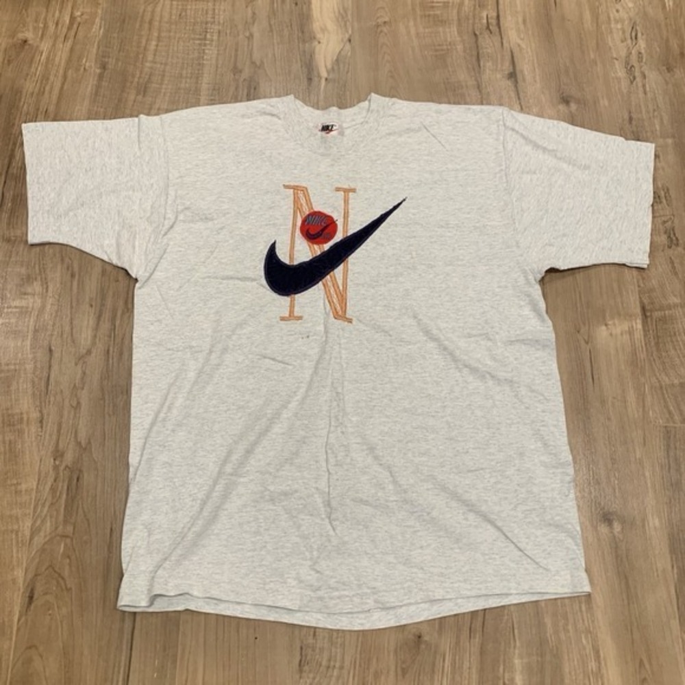 Vintage 90s Nike Air T-Shirt XL Gray‎ – Big Swoosh Embroidered Logo Spellout VTG